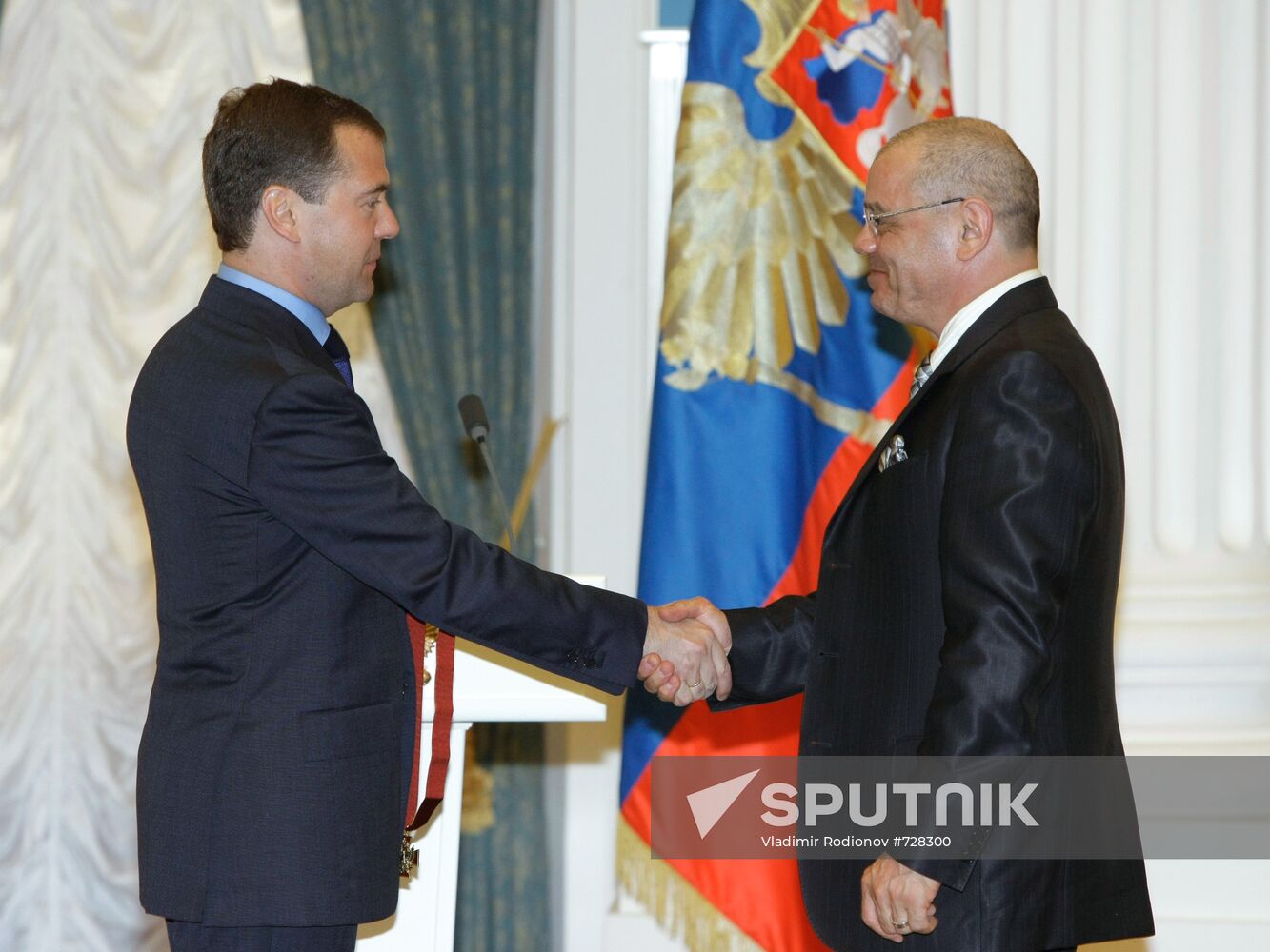 Dmitry Medvedev presents state awards in Kremlin