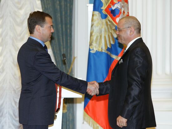 Dmitry Medvedev presents state awards in Kremlin