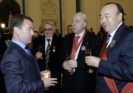 Dmitry Medvedev presents state awards in Kremlin