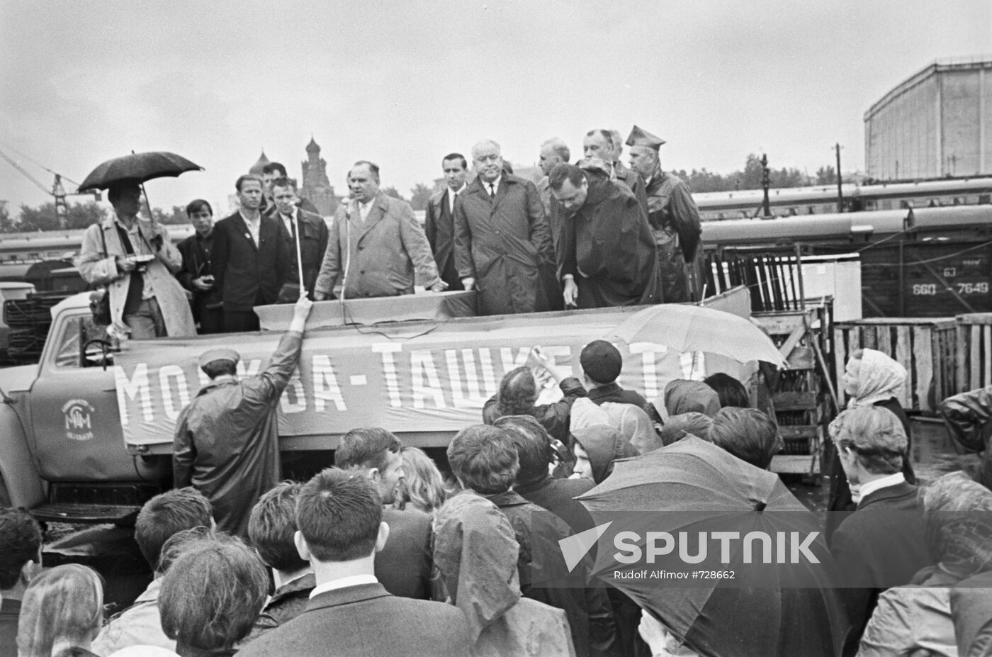 Earthquake in Tashkent in 1966