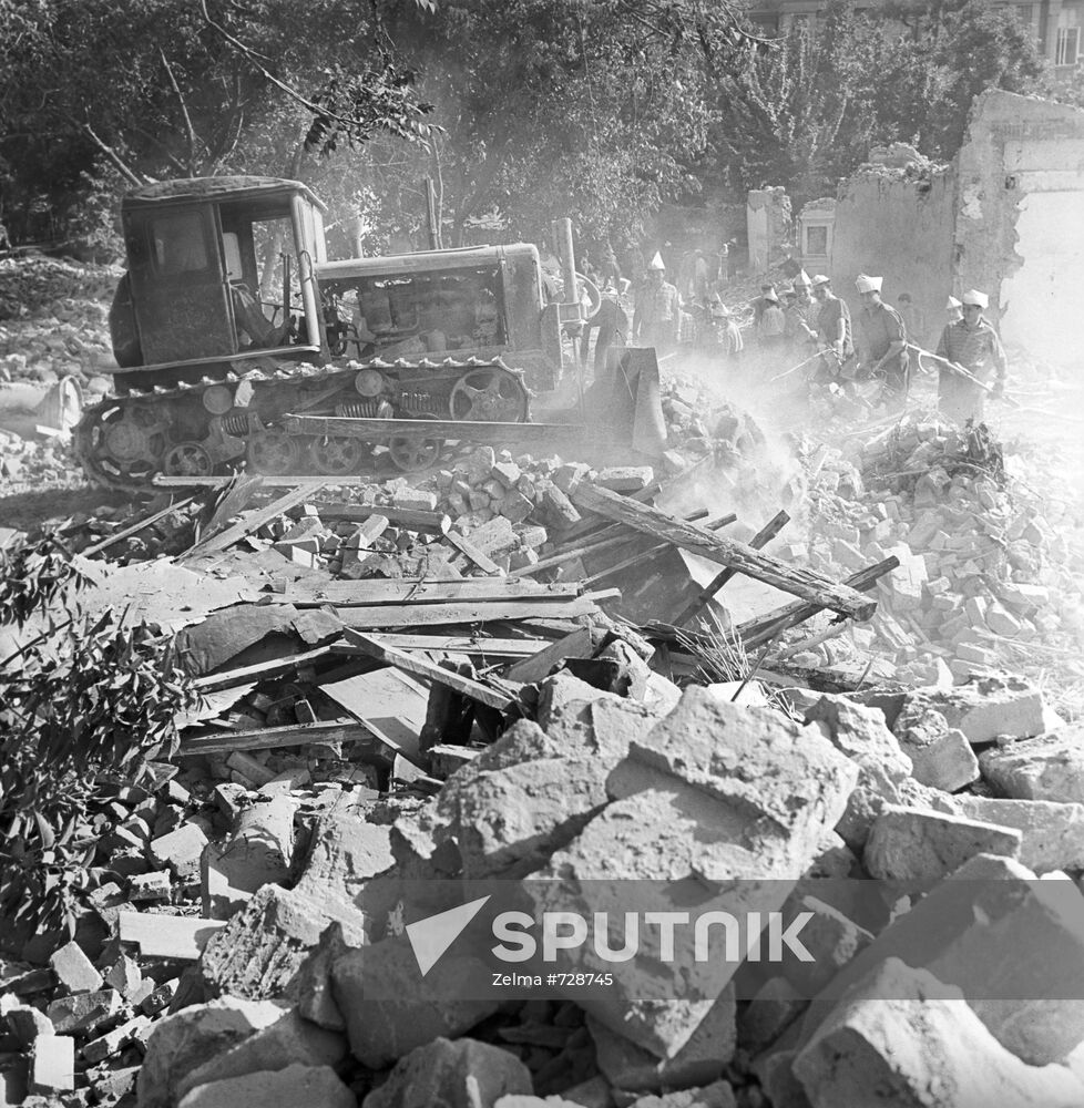 Earthquake in Tashkent in 1966