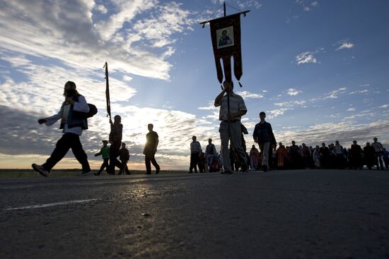 Religious procession in Alapayevsk
