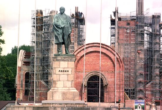 V.I.Lenin Monument in Kaliningrad