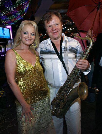 Larisa Dolina, Igor Butman