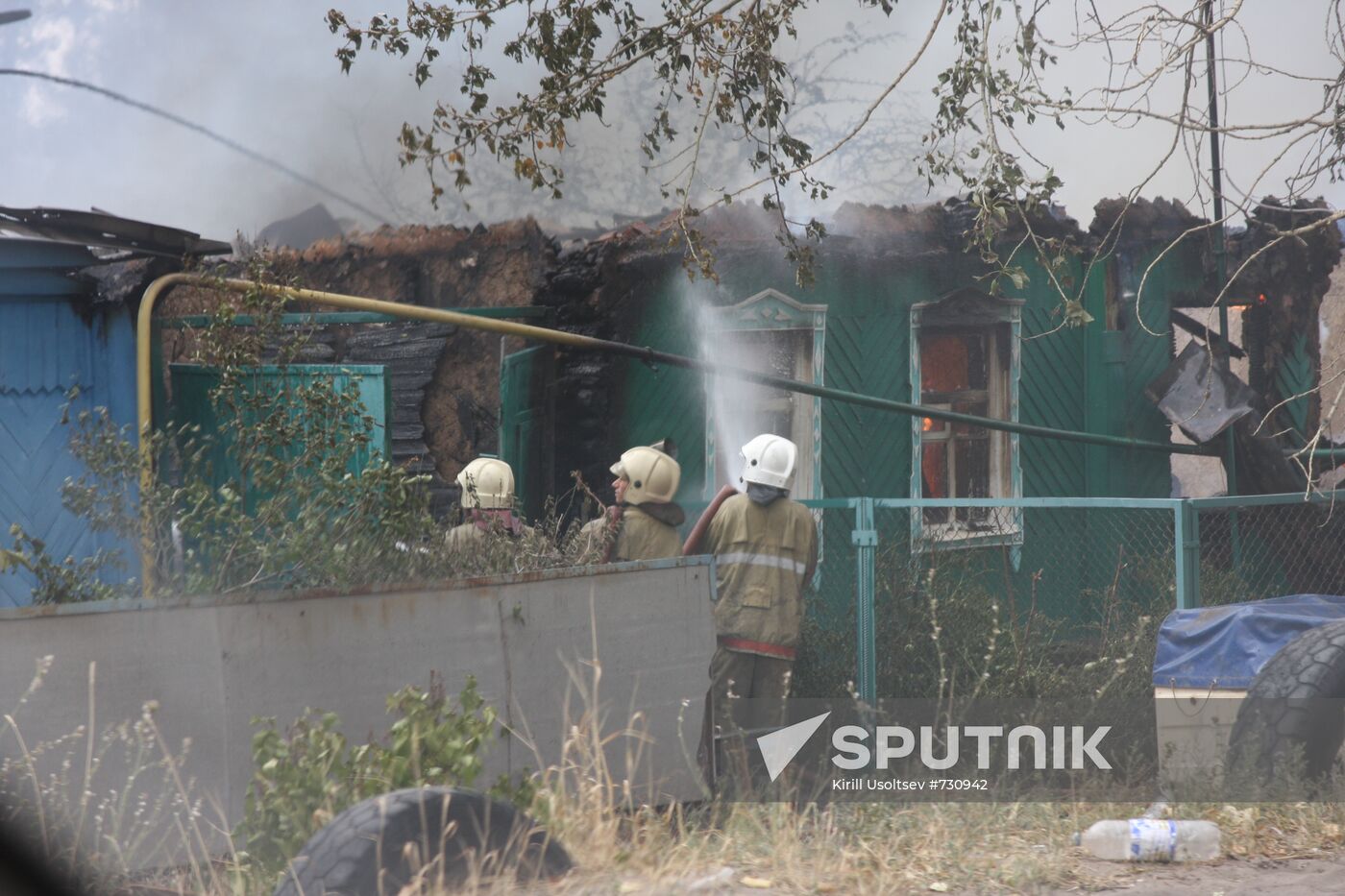 Fighting fire in Maslovka village