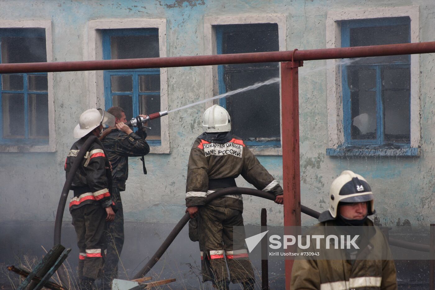 Fighting fire in Maslovka village