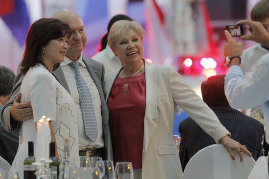 Larisa Latynina, Yury Luzhkov