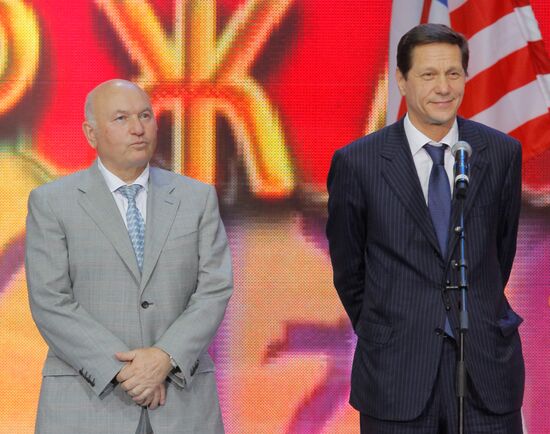 Yury Luzhkov, Alexander Zhukov
