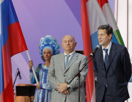 Yury Luzhkov, Alexander Zhukov
