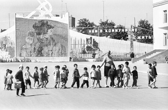 Group of preschool children with a teacher