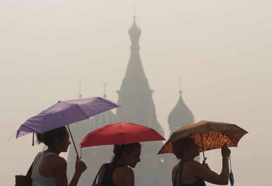 Smoke from peat fires blanketed Moscow