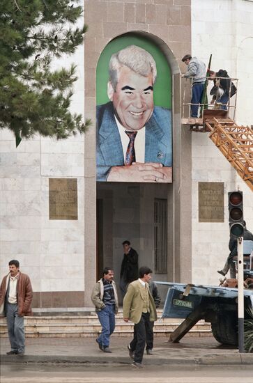Portrait of Turkmenbashi, Turkmen president Saparmurat Niyazov