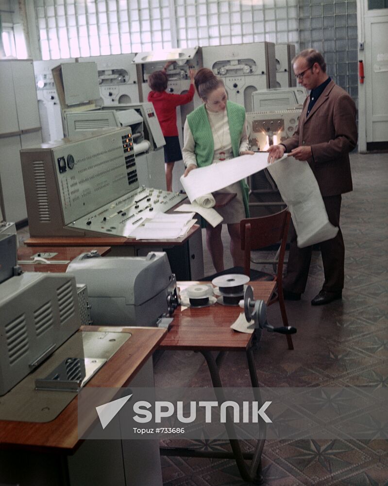 Programmers-engineers at "Minsk-22" computer system