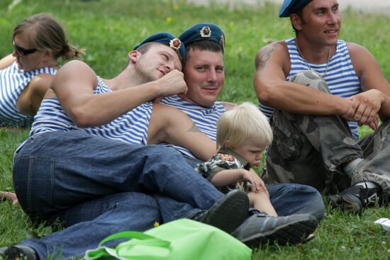 St. Petersburg celebrates Airborne Troops Day