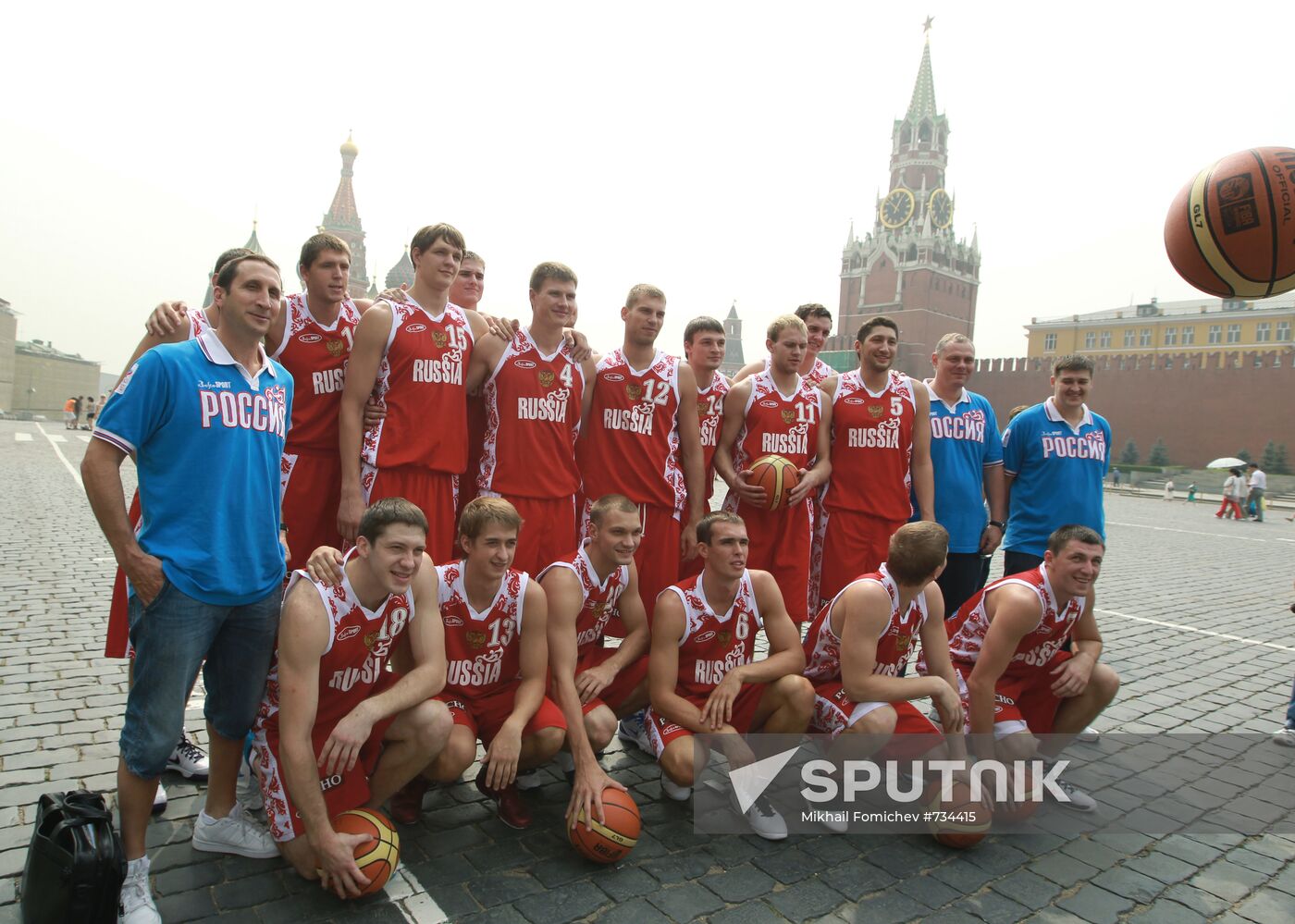 Russian national men's and women's basketball teams of 2010