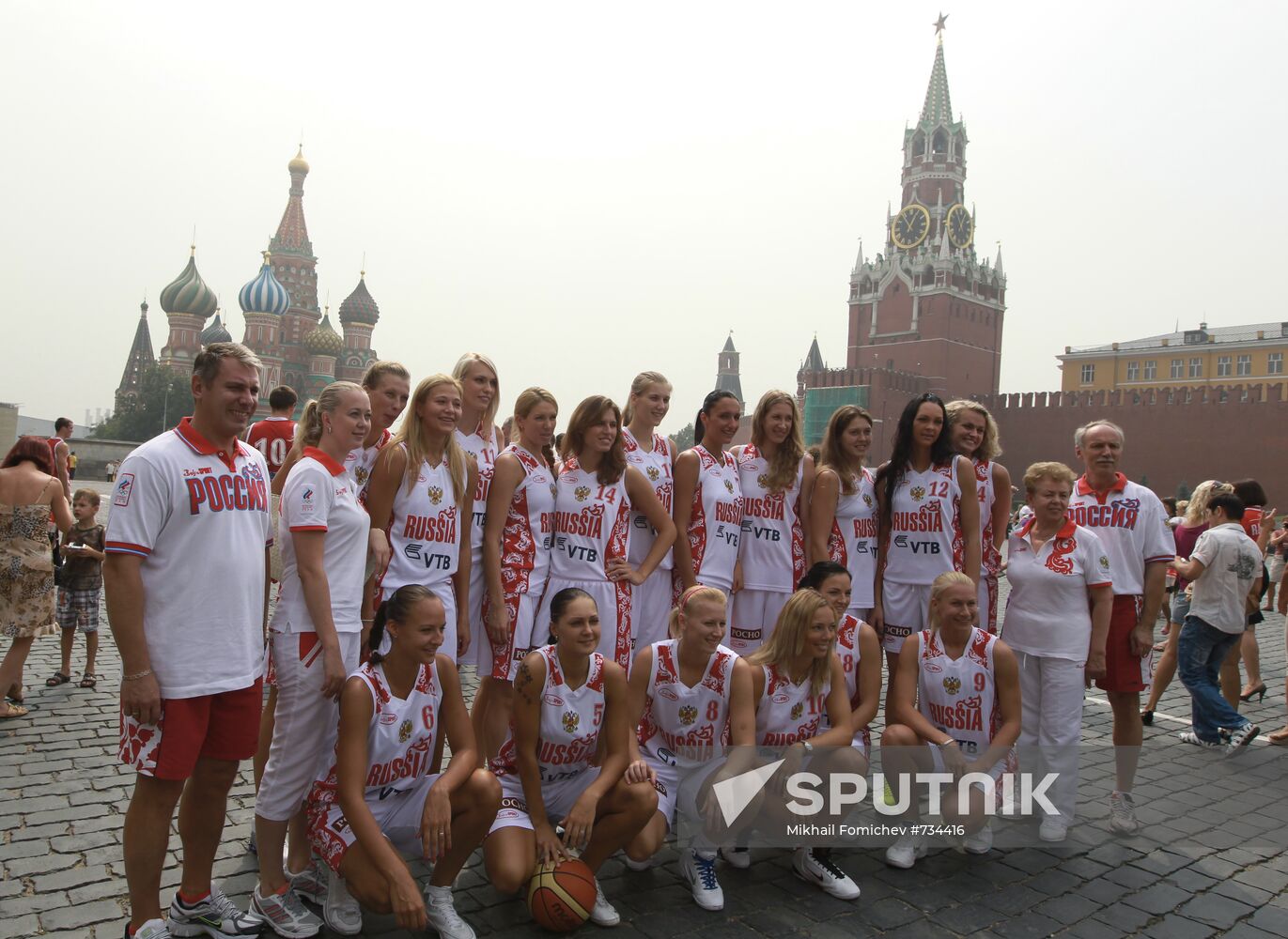 Russian national men's and women's basketball teams of 2010