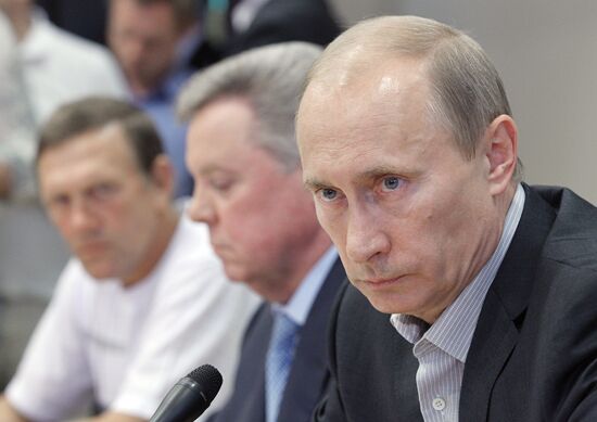 Vladimir Putin visits Gazprom-VNIIGAZ Ltd.