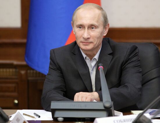 Vladimir Putin visits Gazprom-VNIIGAZ Ltd.