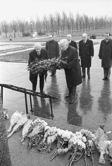 Belgian delegation visits Leningrad