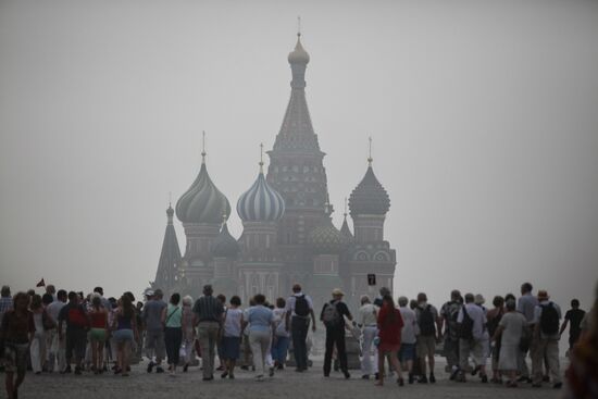 Moscow shrouded in smoke