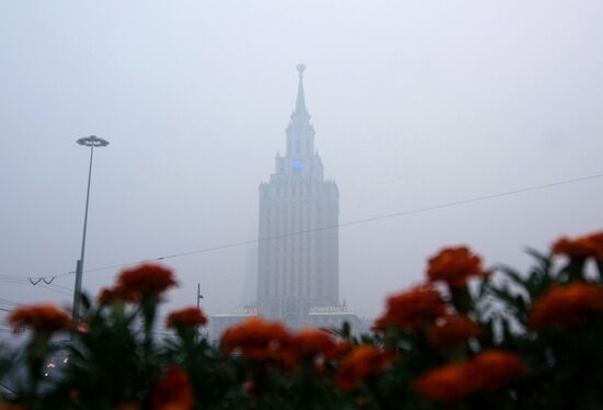 Moscow engulfed in wildfire smoke