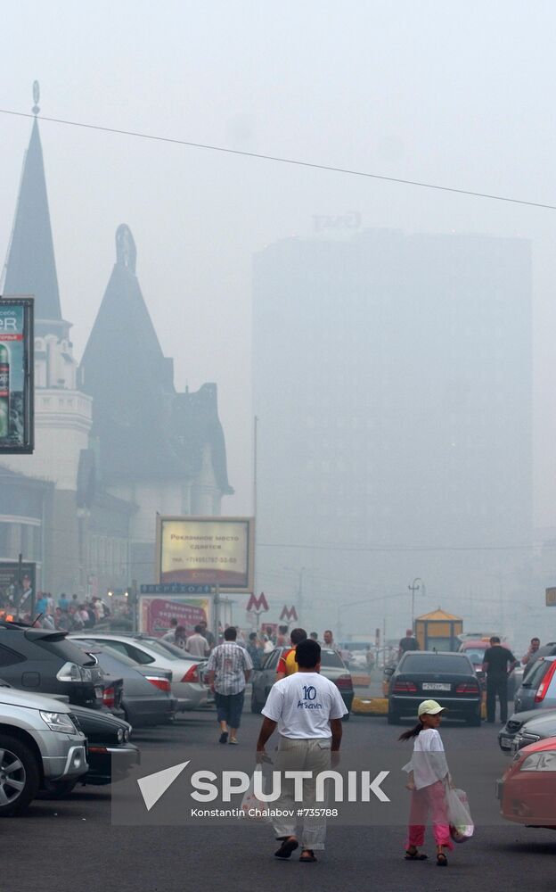Moscow engulfed in wildfire smoke