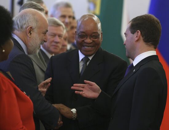 Dmitry Medvedev meets with Jacob Zuma