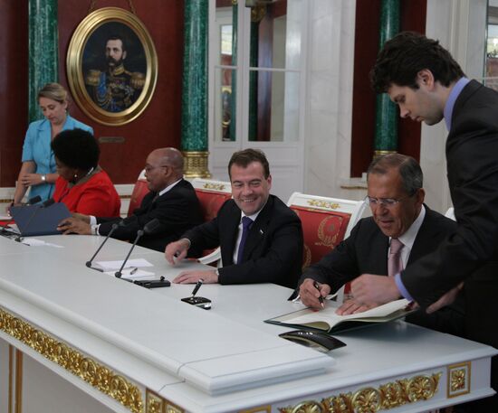 Signing bilateral documents between Russia and South Africa