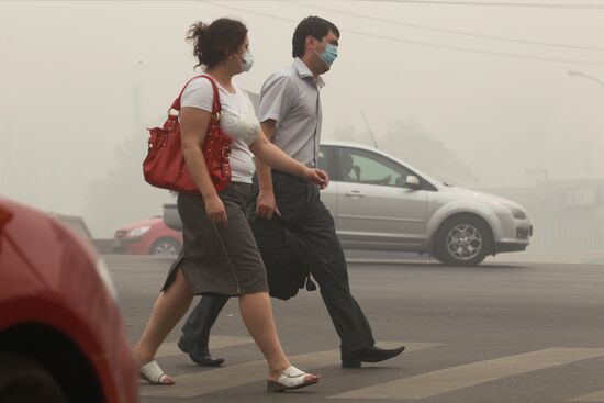 Smog from forest fires shrouds Moscow