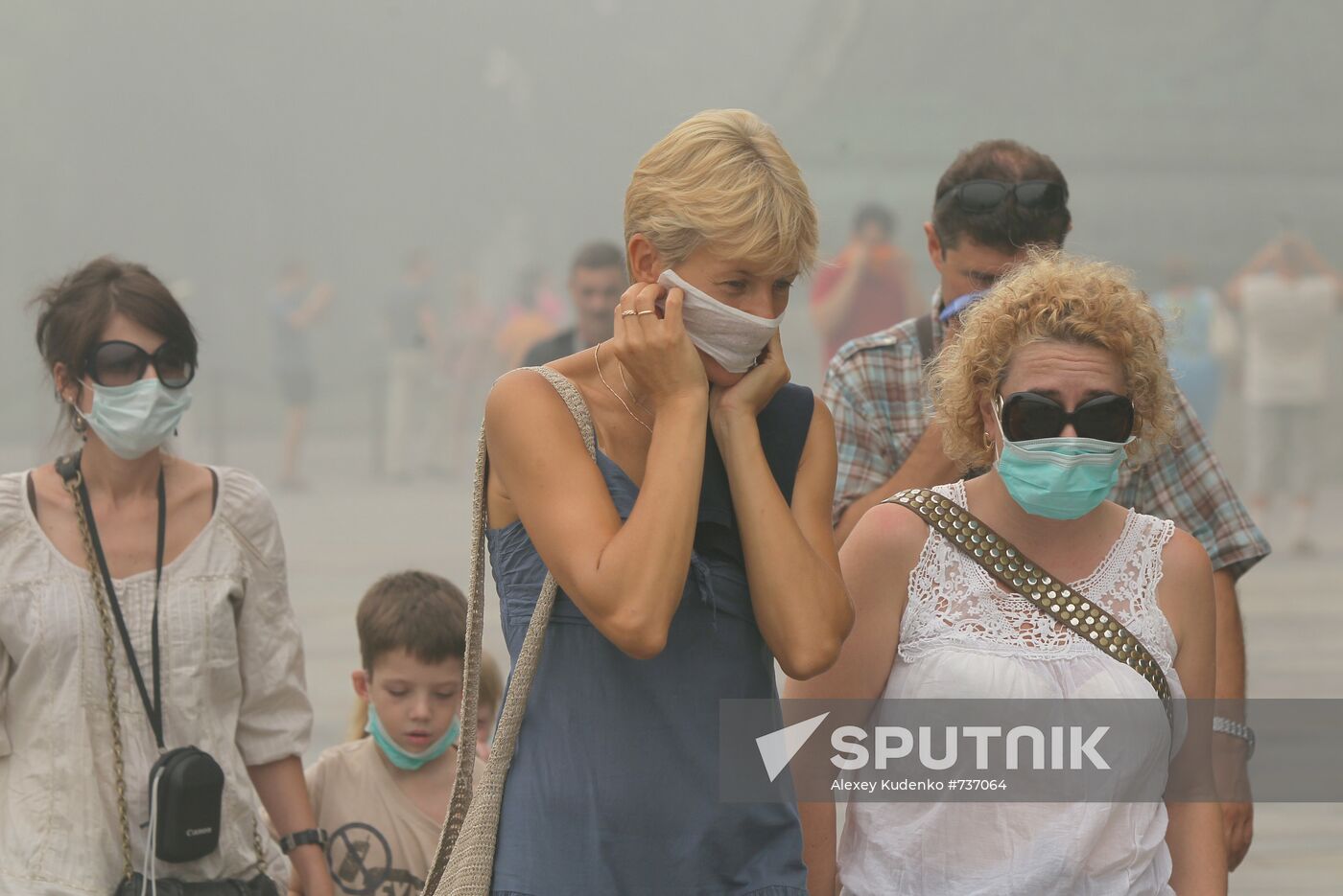 Foreign tourists on the territory of the Moscow Kremlin