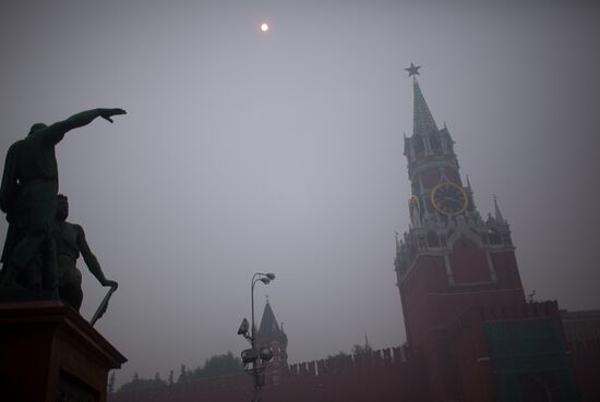 Moscow engulfed in wildfire smoke