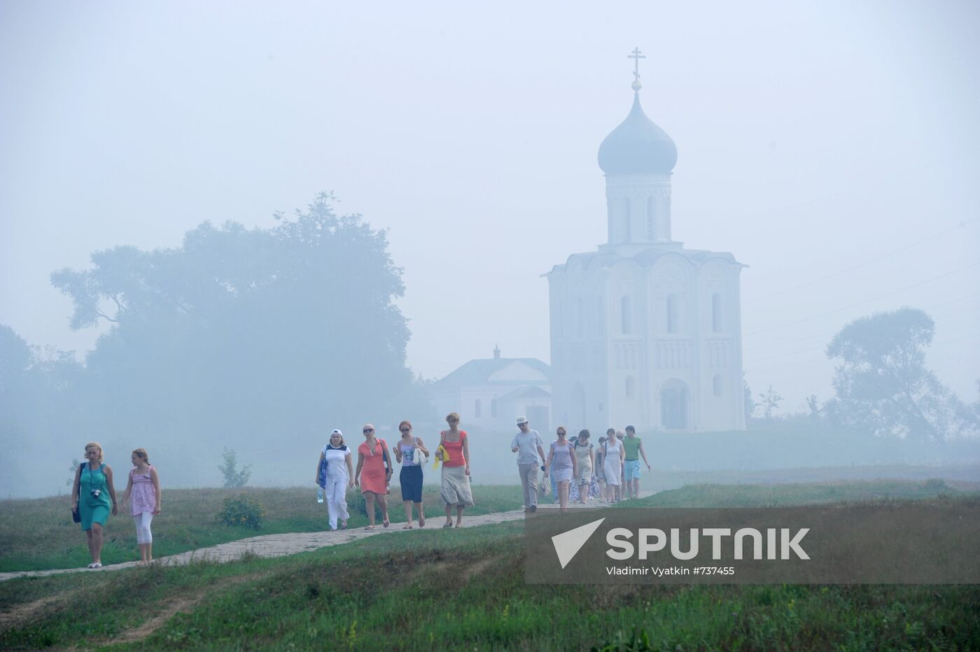 Pokrov Church on-the-Nerl