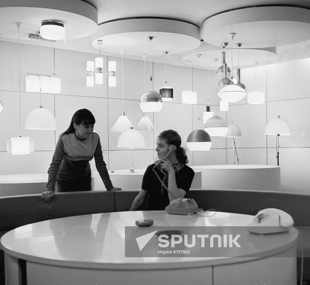 Exposition of lamps from the Estonplast Plant