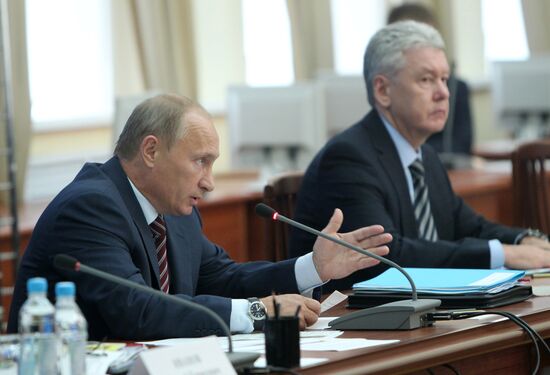 Vladimir Putin visits Central Federal District