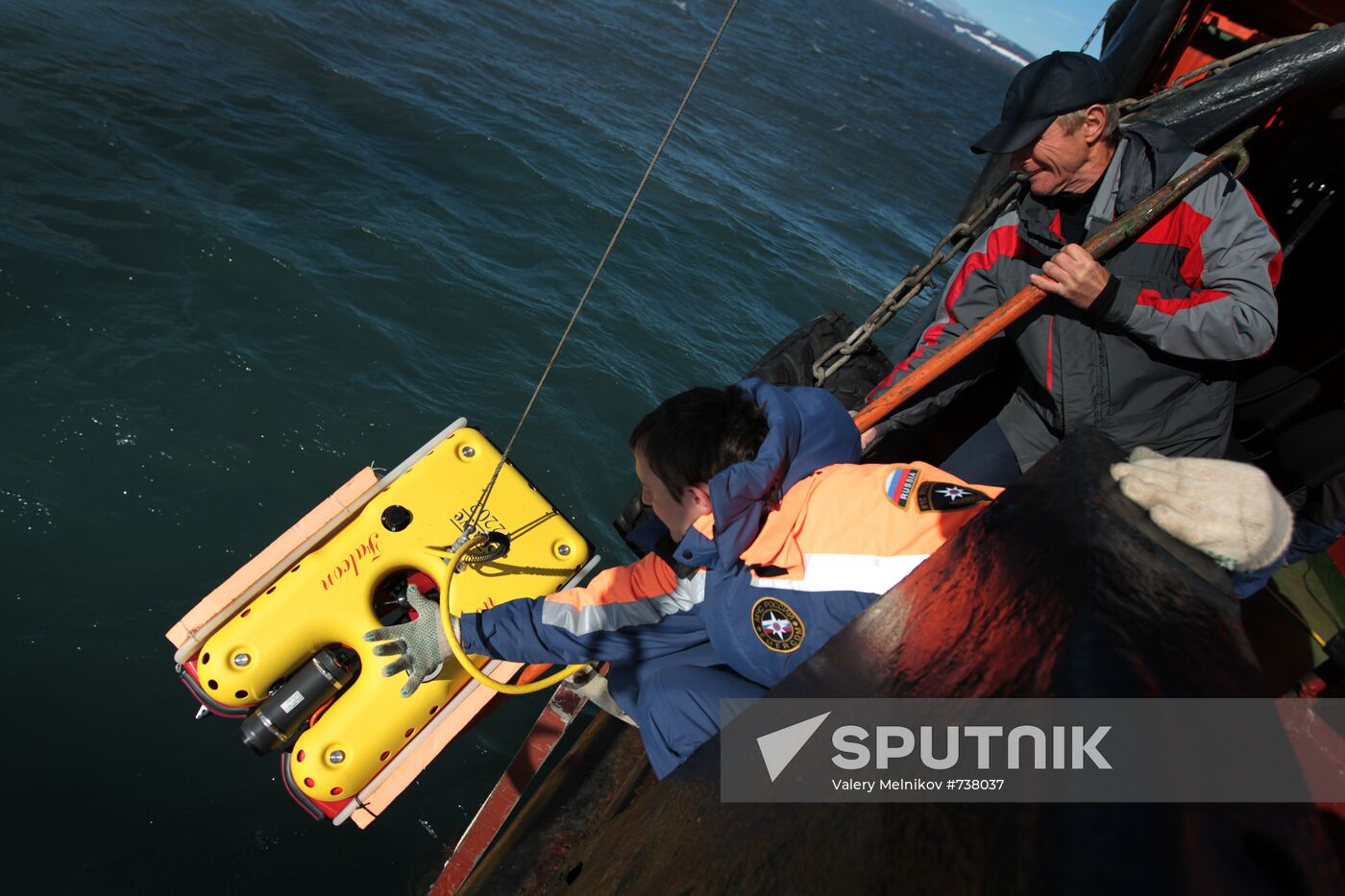 Expedition of Neotrazimy tug boat to New Land archipelago