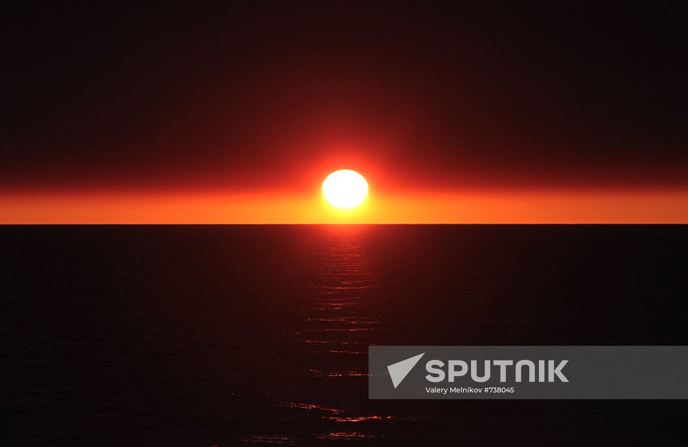 Expedition of Neotrazimy tug boat to New Land archipelago
