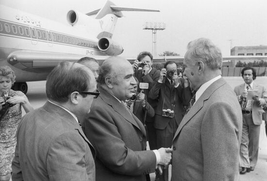 Prime Minister of Iran A.A.Howeida To Visit USSR