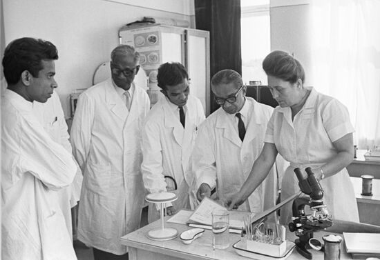 Ceylon doctors in Moscow City Hospital No.64