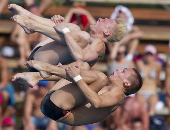 Viktor Minibayev and Ilya Zakharov