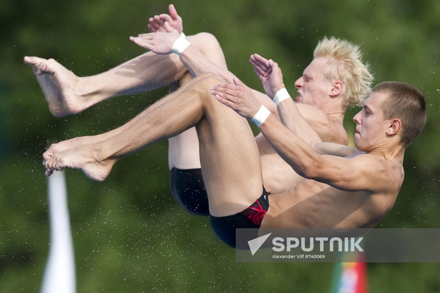 Viktor Minibayev and Ilya Zakharov