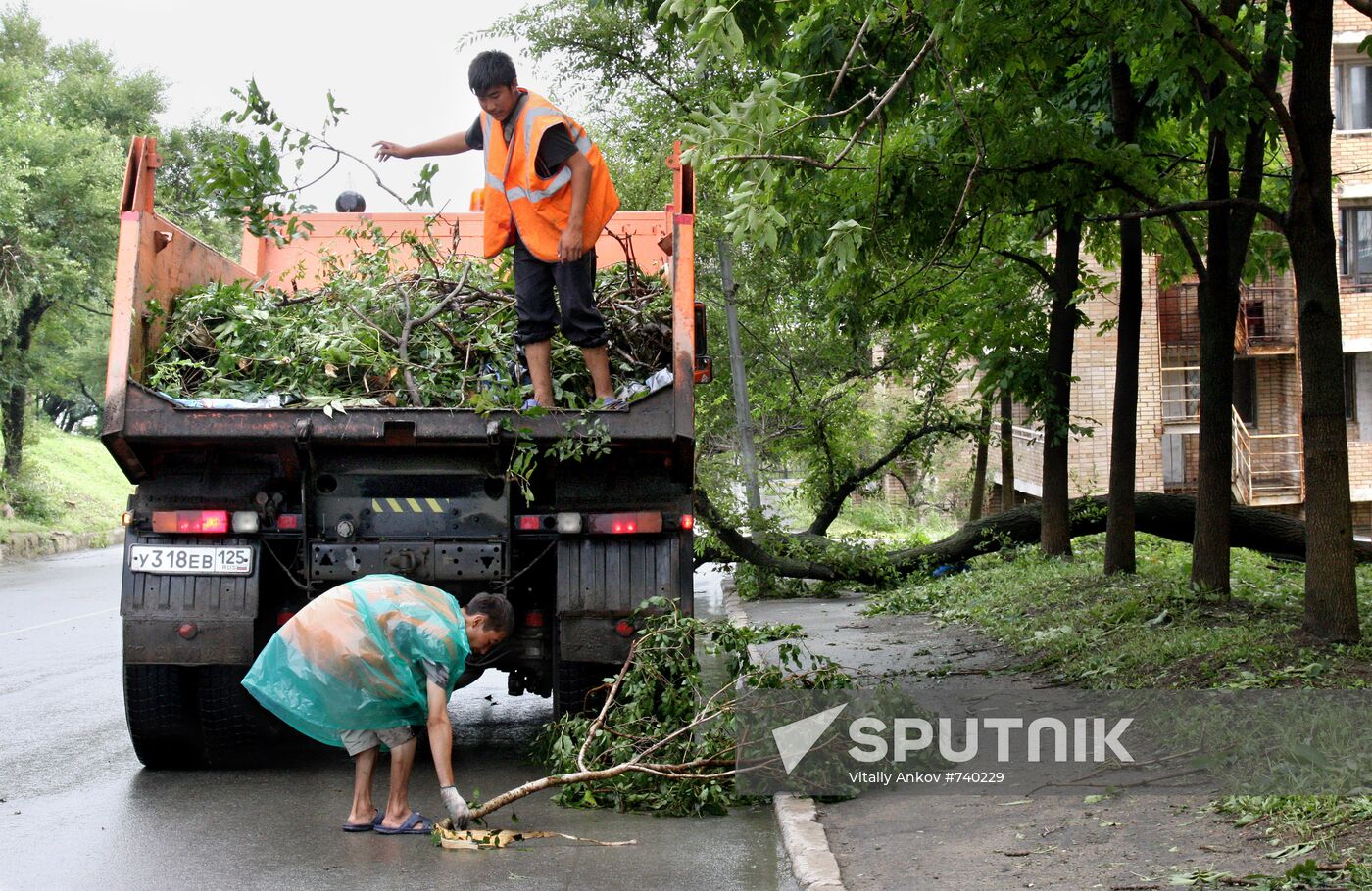 Aftermath of overnight showers in Vladivostok