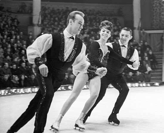 State Circus on Ice Company