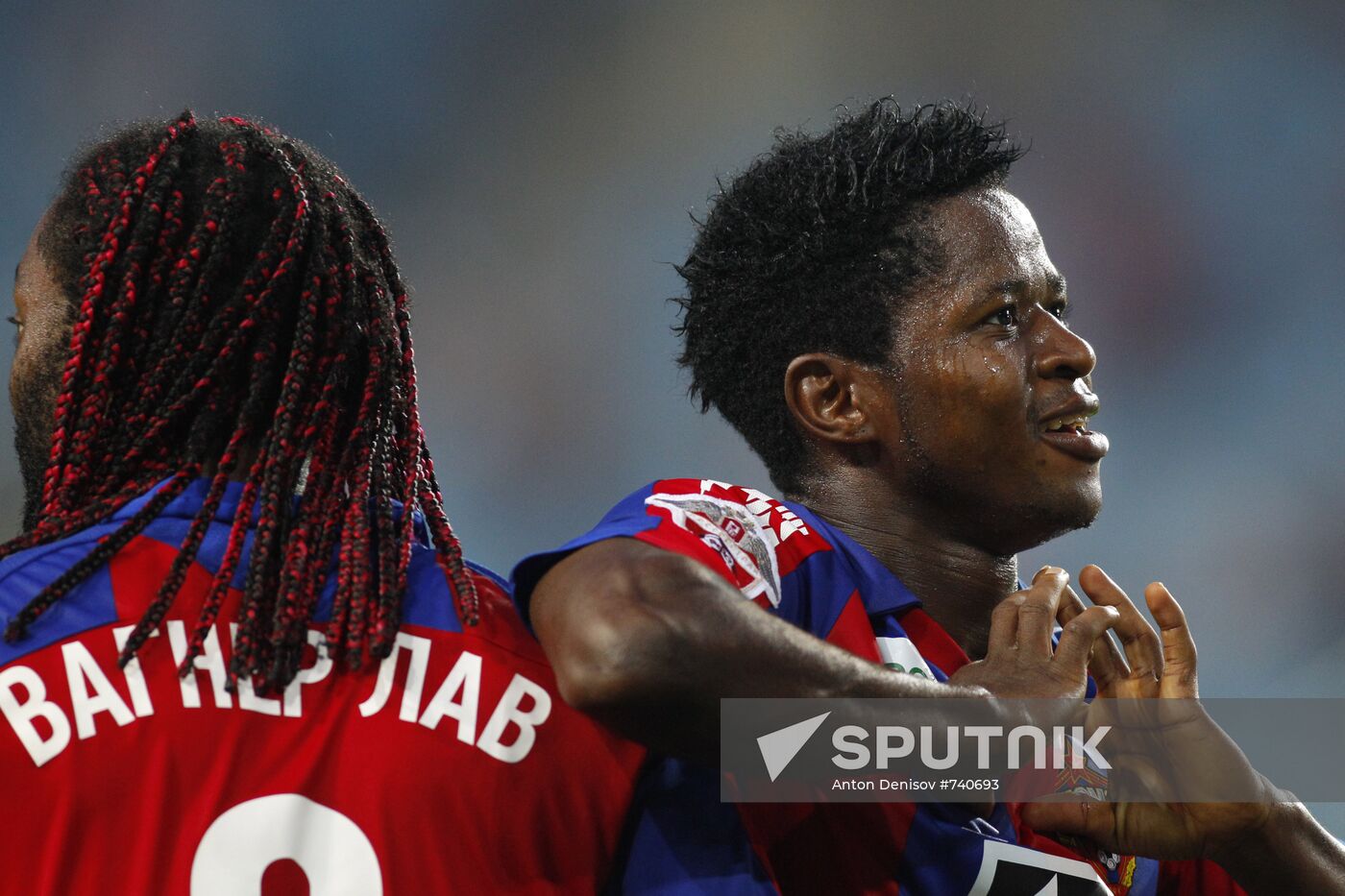 Vagner Love, Sekou Oliseh