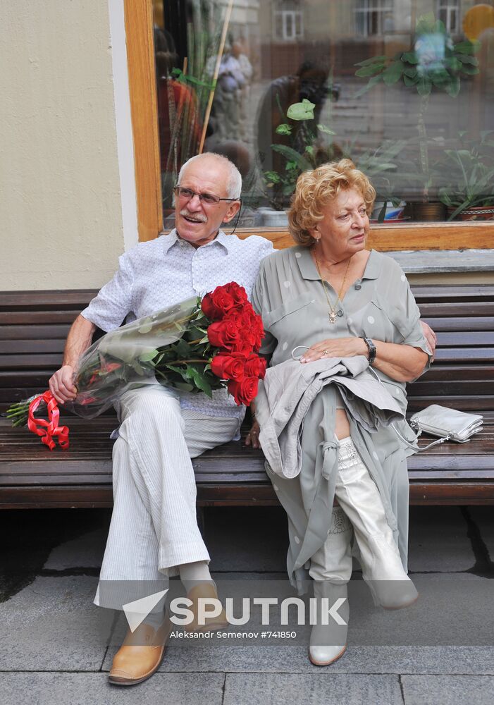 Alexander Mitta with wife Lilia