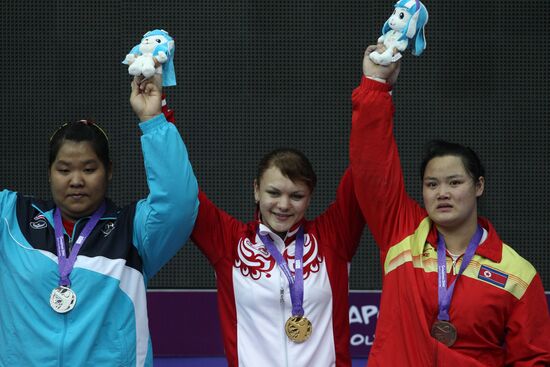 Singapore 2010 Youth Olympic Games. Weightlifting