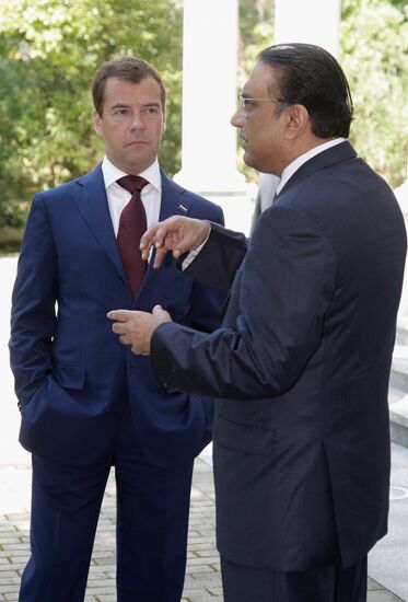Dmitry Medvedev meets with Tajik, Afghan and Pakistan presidents