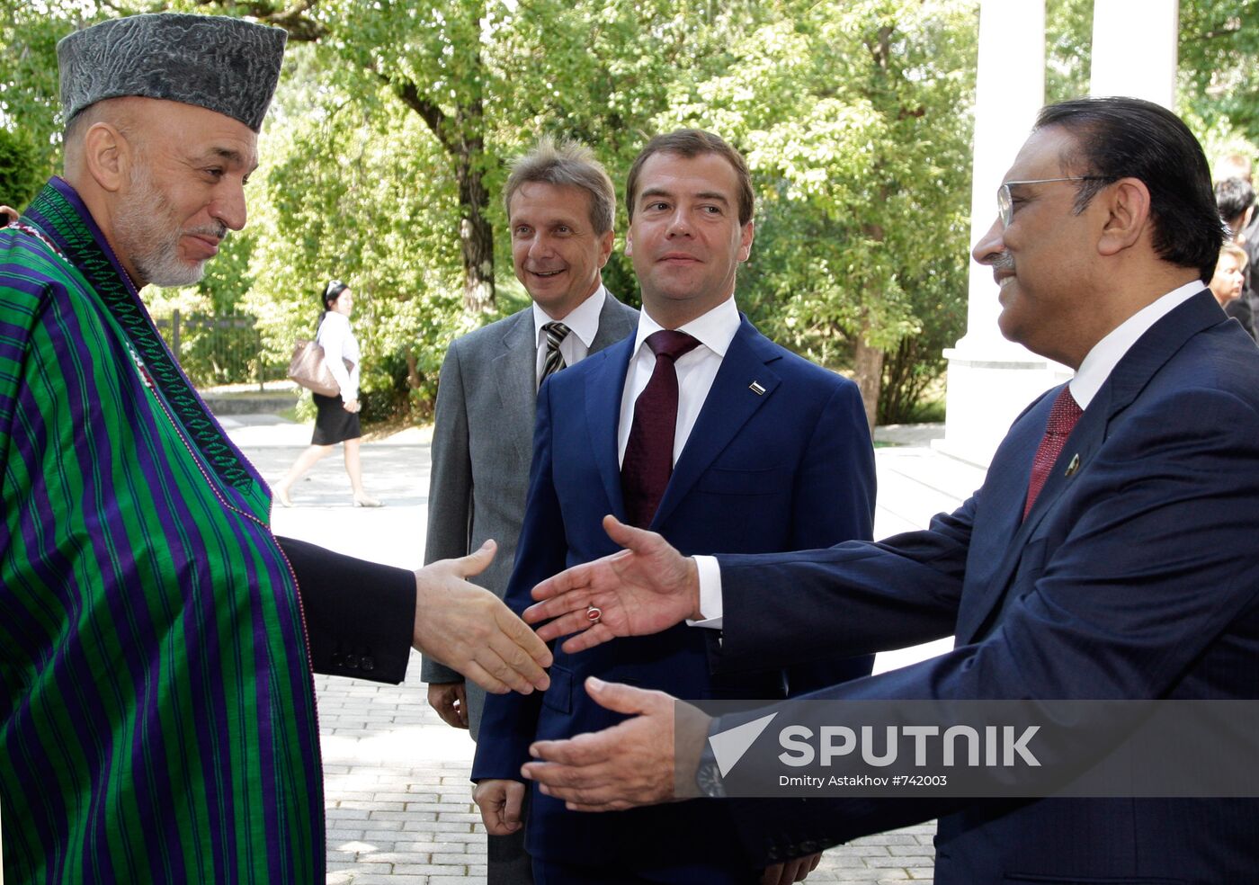 Dmitry Medvedev meets with Tajik, Afghan and Pakistan presidents