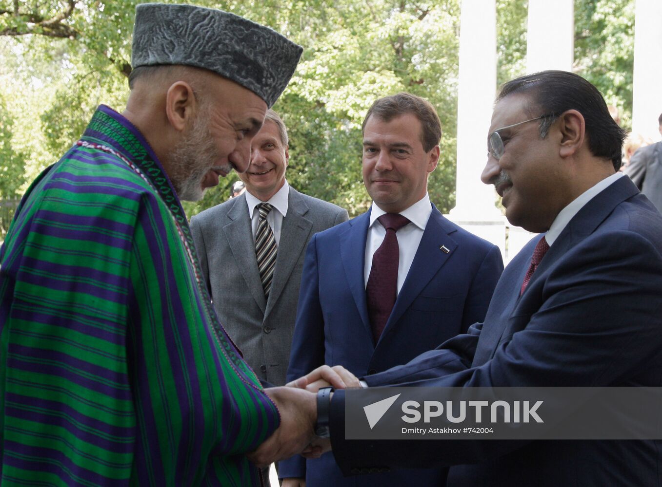 Dmitry Medvedev meets with Tajik, Afghan and Pakistan presidents