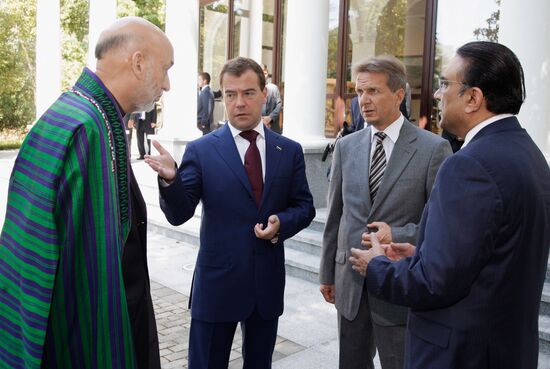 Dmitry Medvedev meets with Tajik, Afghan and Pakistan presidents