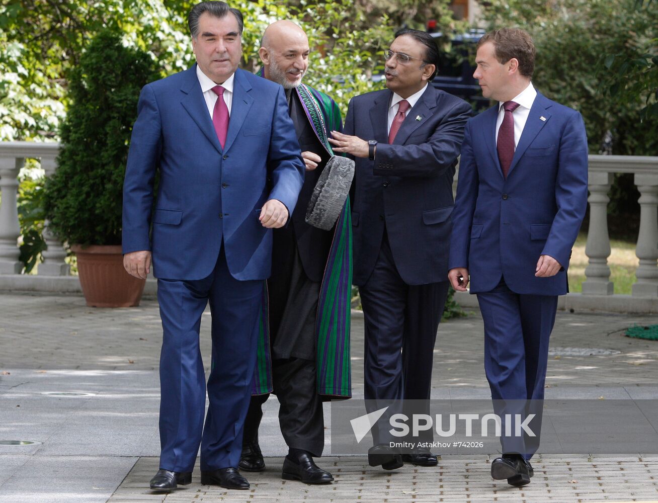 Dmitry Medvedev meets with Tajik, Afghan and Pakistan presidents
